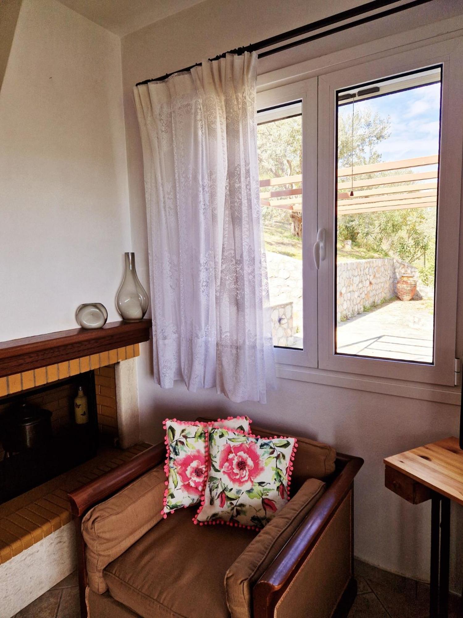הוילה Galatás Elaia Country Living מראה חיצוני תמונה
